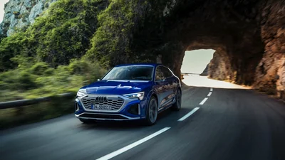 Q8 Sportback e-tron